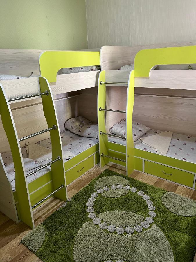 Anisa- Hostel Dusjanbe Exteriör bild