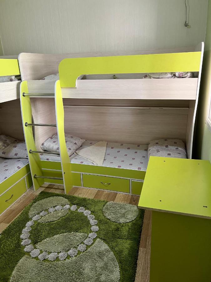 Anisa- Hostel Dusjanbe Exteriör bild